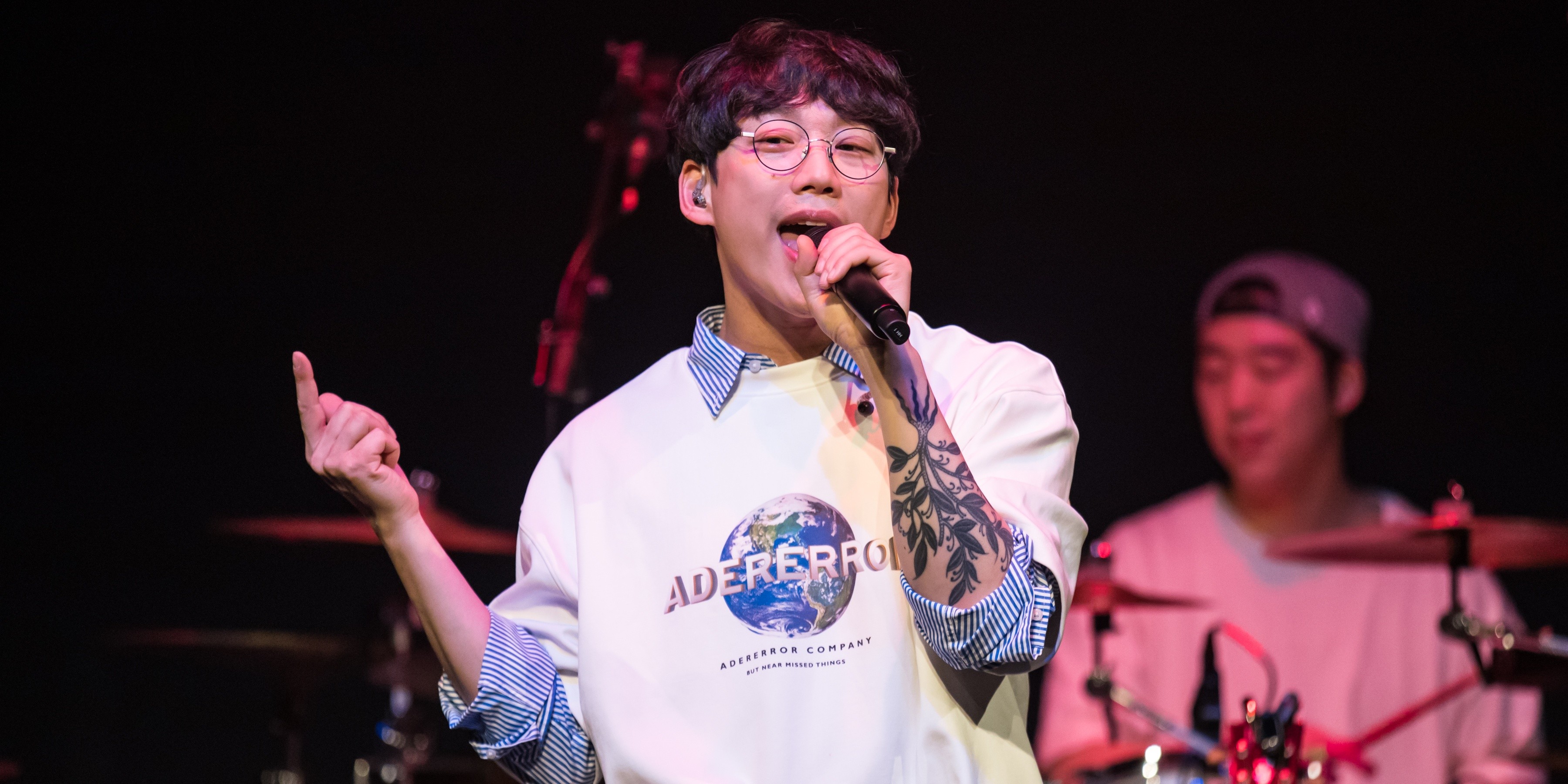 10cm steals hearts at his first-ever Singapore show – gig report